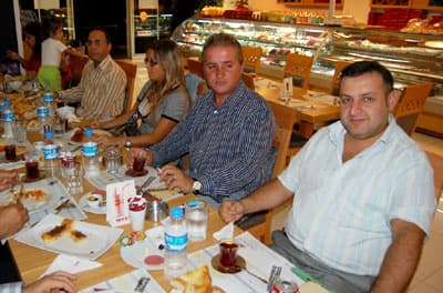 Güleryüz Ailesi İftarda Buluştu