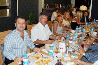 Güleryüz Ailesi İftarda Buluştu
