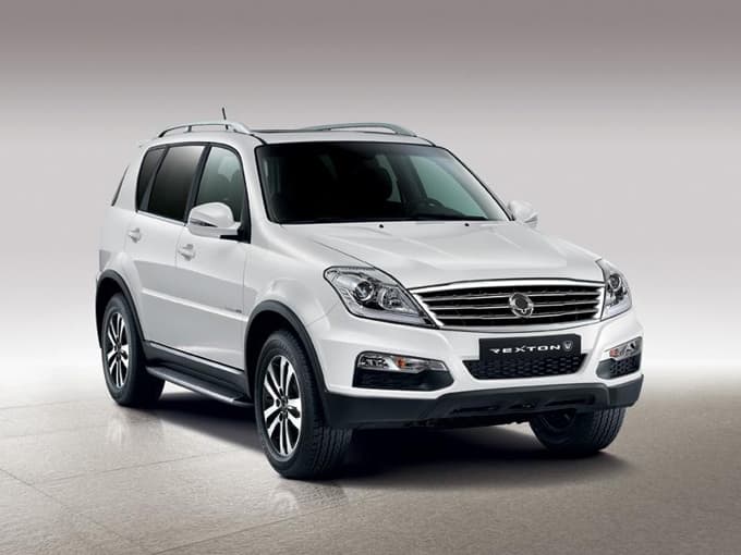 Adaşen Otomotiv, Serdivan AVM showroomunda