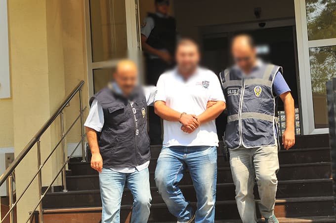 Mithatpaşa mahallesinde silahlı saldırı!