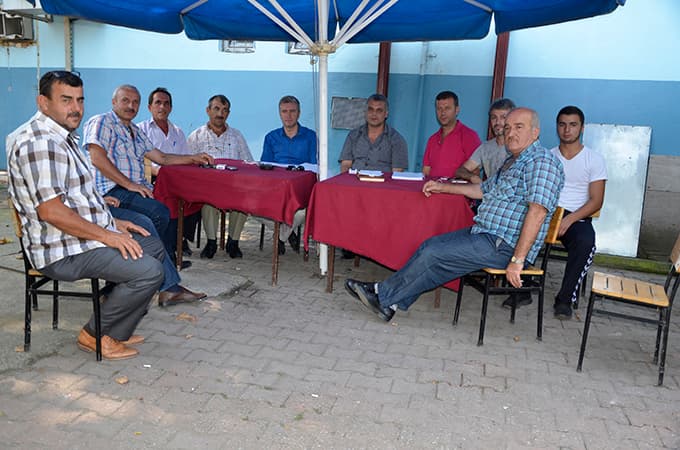 Kıratlı, muhtarların sorunlarını dinledi 