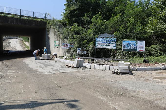 İstanbuldere Caddesi asfalt için hazırlanıyor
