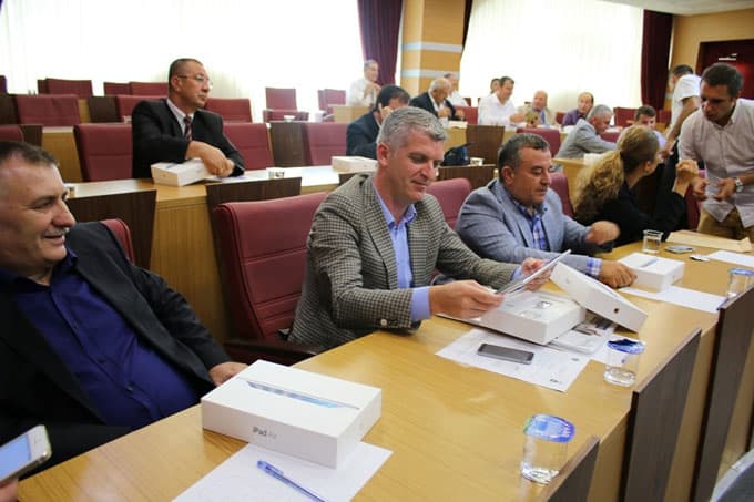 Başkan Alemdar'dan olağanüstü toplantı