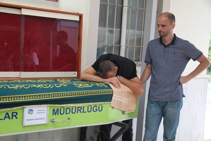 Yenigün Mahallesi bir efsanesini daha kaybetti
