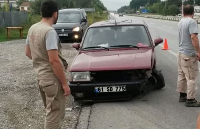 "Tır"ı sollamaya çalışan otomobilin vahim hâli