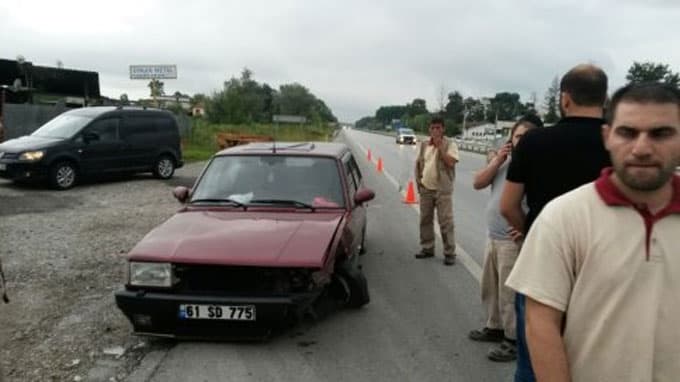 "Tır"ı sollamaya çalışan otomobilin vahim hâli