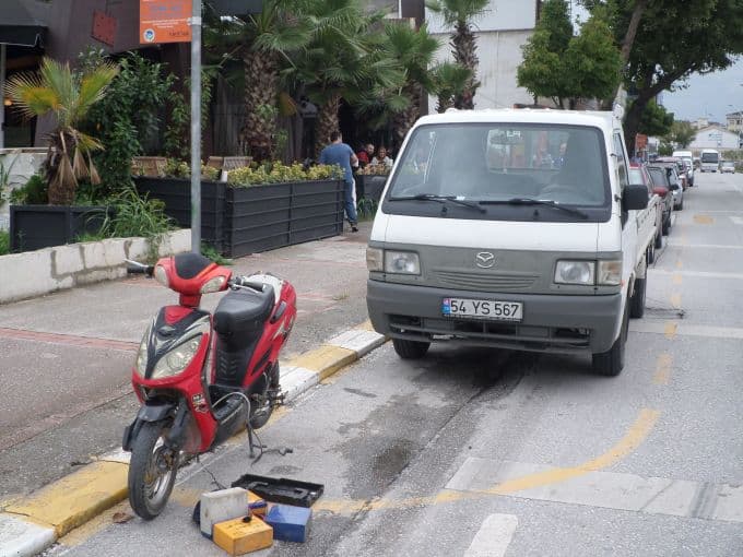 Adnan Menderes Caddesi'nde kaza: 1 ölü!