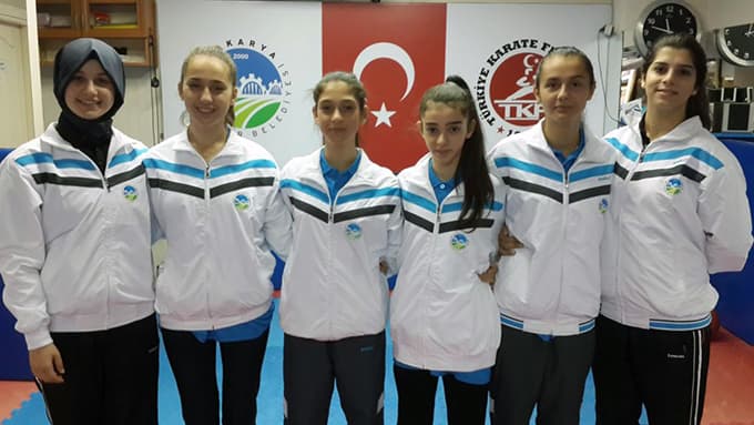 Büyükşehirli sporcular madalya için gidiyor