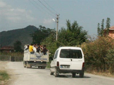 Kamyon Kasasında Tehlikeli Yolculuk