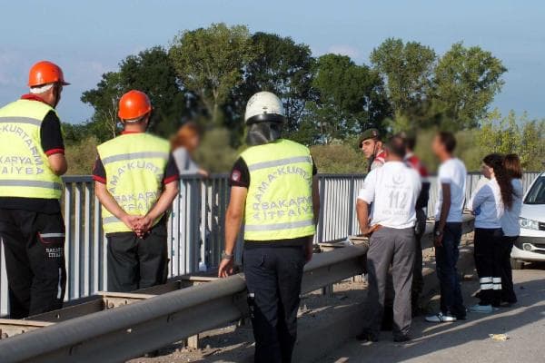 Eşiyle tartışan kadın, intihara kalkıştı