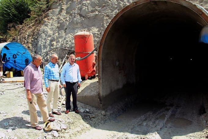 Başkan Toçoğlu, Akçay Barajı çalışmalarını yerinde inceledi