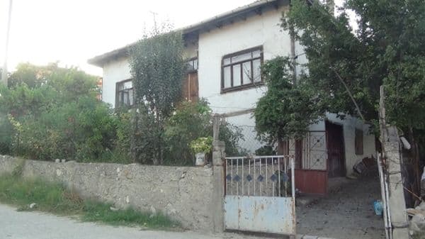 Yardım bahanesiyle kandırıp, paralarını çaldılar