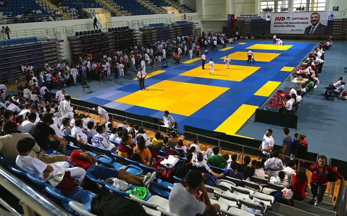 Judo turnuvası başladı