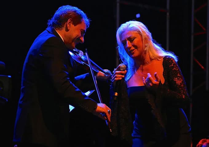Muazzez Ersoy konser verdi