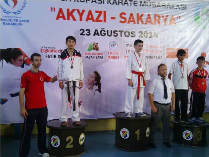 Geyveli 32 sporcudan anlamlı başarı
