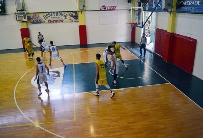Büyükşehir Basket Takımı, İzmir'de 2'de 2 yaptı