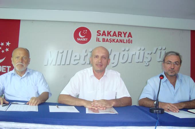Saadet Partisi İl Başkanı Yıldırım'ın basın açıklaması