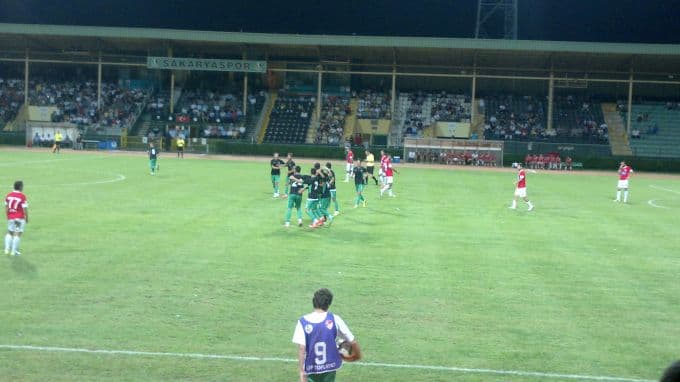 Sakaryaspor 90'da güldü