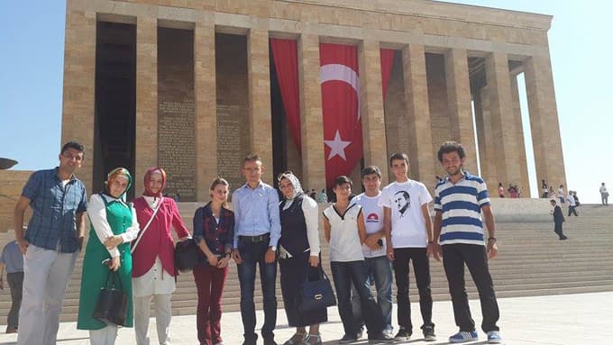 Ferizli Ak Gençlik Anıtkabir'i ziyaret etti