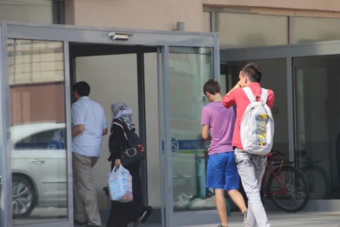 Kayıt sırasında kalp krizi geçirdi