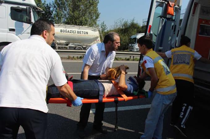 Yolcu otobüsü şarampole yuvarlandı!
