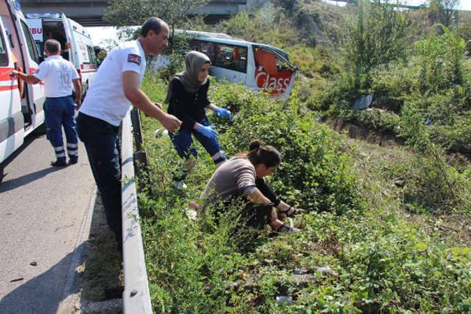 Yolcu otobüsü şarampole yuvarlandı!
