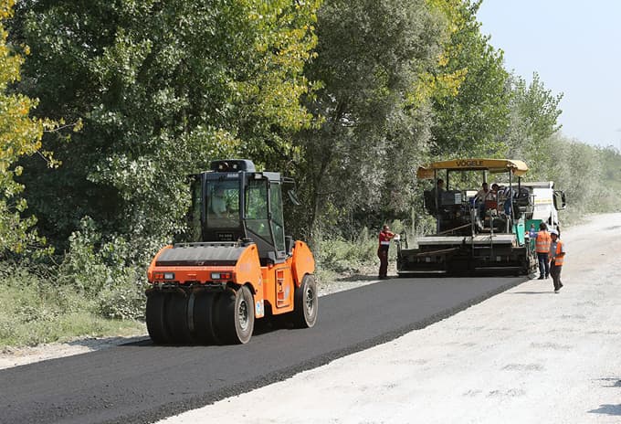 Arifiye ve Sapanca'da 5 bin ton asfalt