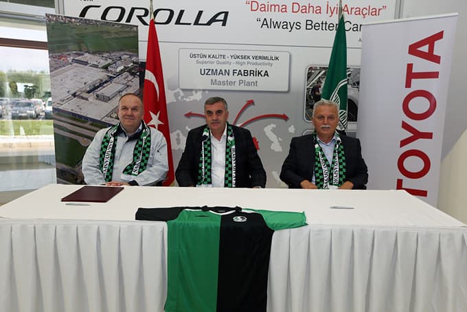 Toyota'dan Sakaryaspor'a destek 