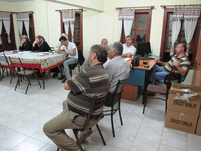 Yöresel lezzetler için toplanıldı