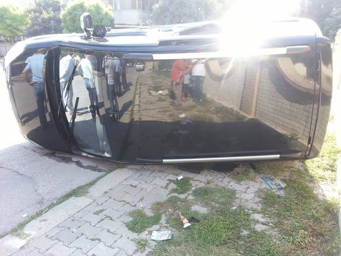 Traktör otomobille çarpıştı: 1 yaralı