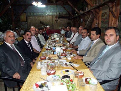 Milli Eğitim'den İftar Yemeği