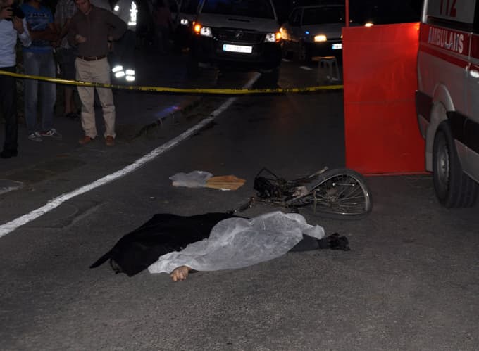 Beton mikseri, bisikletliyi ezdi: 1 ölü