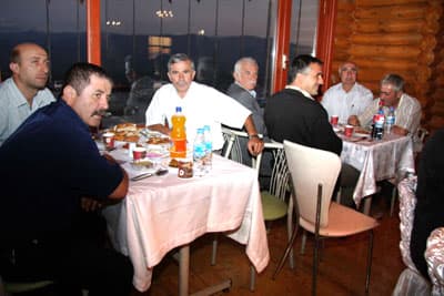Hendek Belediye Başkanı Ali İnci'den iftar