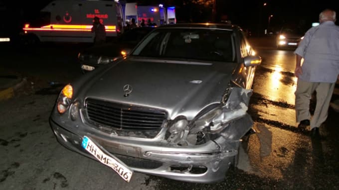 Sapanca'da trafik kazası: 5 yaralı