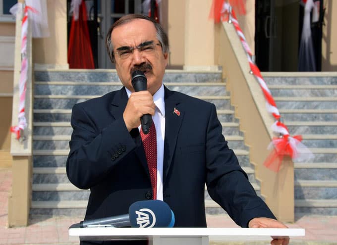 Toki Yenikent İmam Hatip Ortaokulu'nda tören düzenlendi
