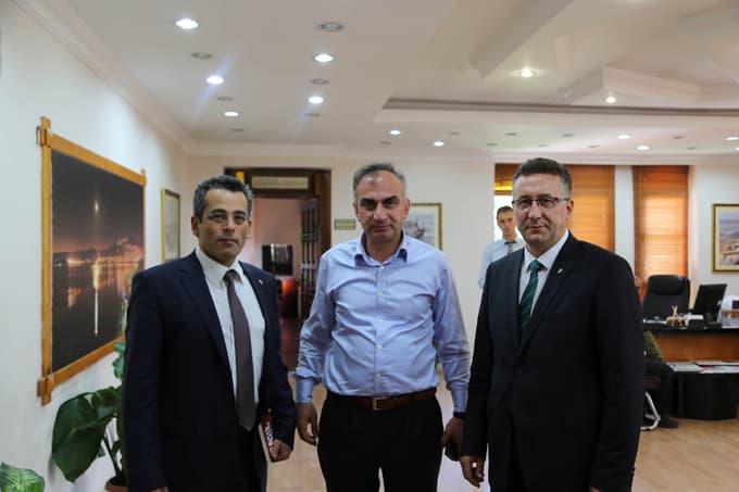 Başkan Yılmazer'i huzurevi için ziyaret ettiler