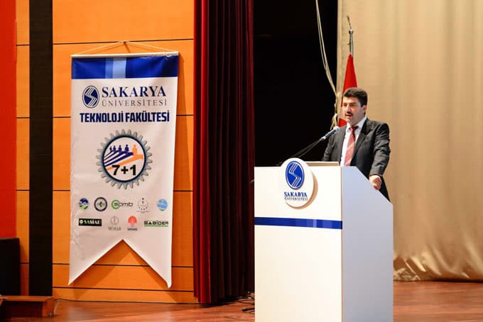 SAÜ'lü öğrenciler işe yerleştirildi