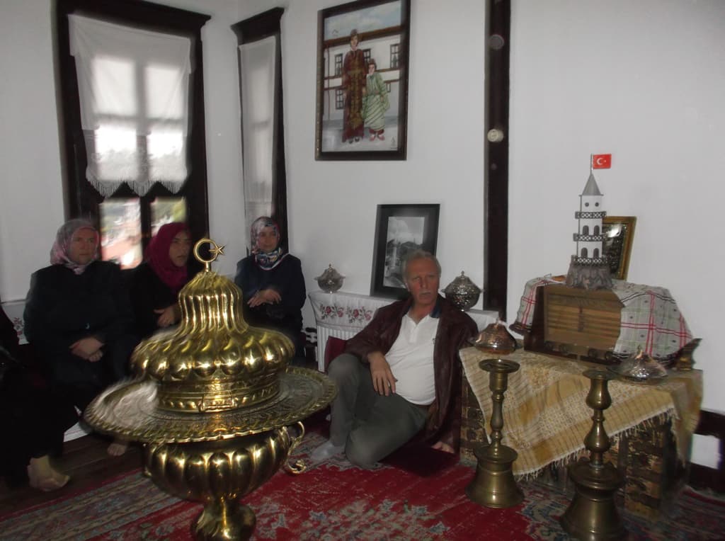Taraklılı kadınlardan, Göynüklü kadınlara ziyaret