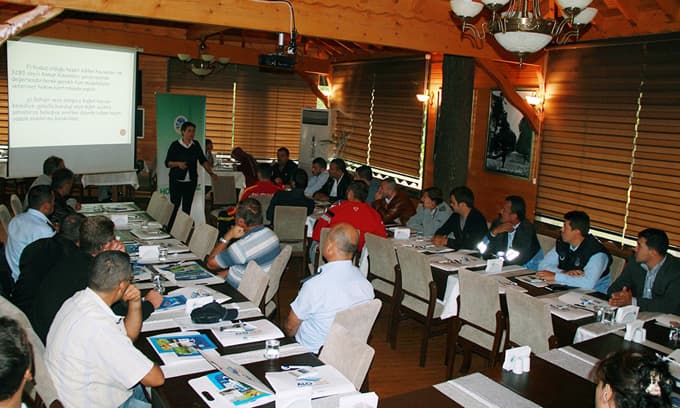 Büyükşehir Belediyesi'nden eğitim semineri