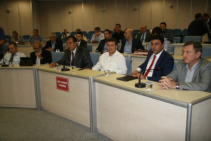 Meclis olağanüstü toplantısı yapıldı