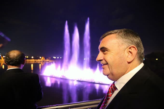 Abdülhamit Gül, Sakaryapark'ta incelemelerde bulundu