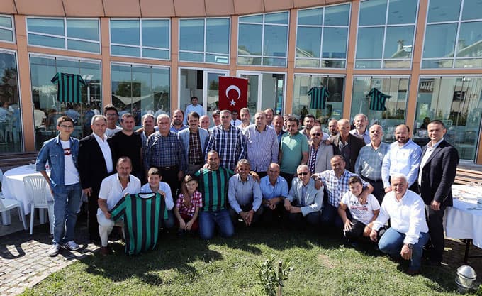 Esnaftan Sakaryaspor'a destek