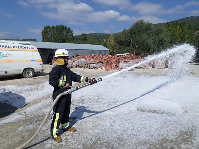 İtfaiye personeline eğitim