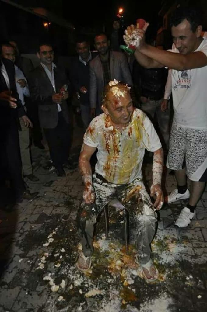 Düğün sonrası damada yumurtalı şaka