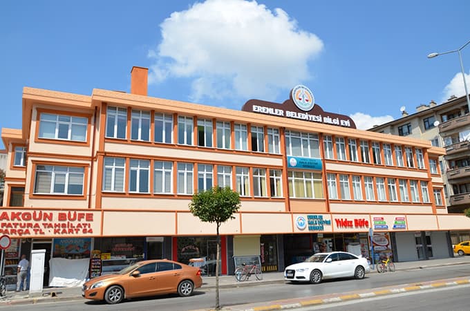 Erenler Bilgi Evi'ne yoğun ilgi