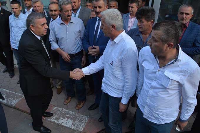 Toçoğlu, İspiroğlu'na geçmiş olsun ziyaretinde bulundu