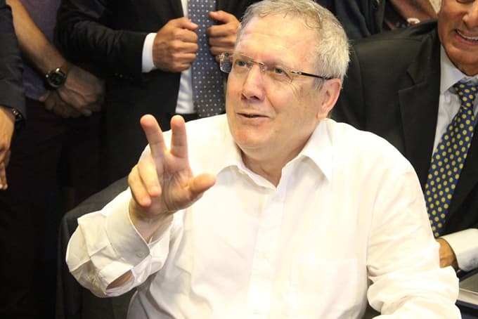 Aziz Yıldırım Sakarya'ya geldi