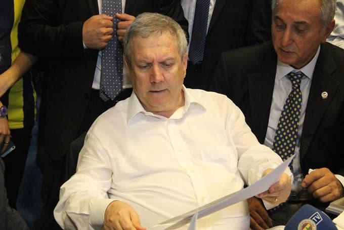 Aziz Yıldırım Sakarya'ya geldi