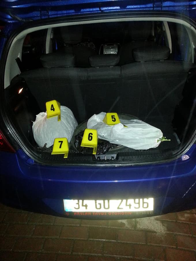 Sakarya'da polis-şüpheli kovalamacası