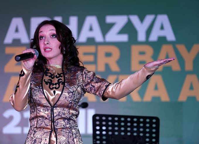 Toçoğlu: "Kültür derneklerimizin yanındayız"